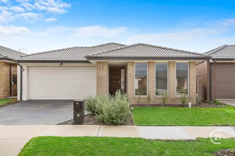 9 Minnehaha Way, Point Cook VIC 3030