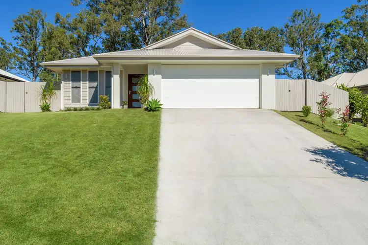 33 Hilltop Avenue, Southside QLD 4570