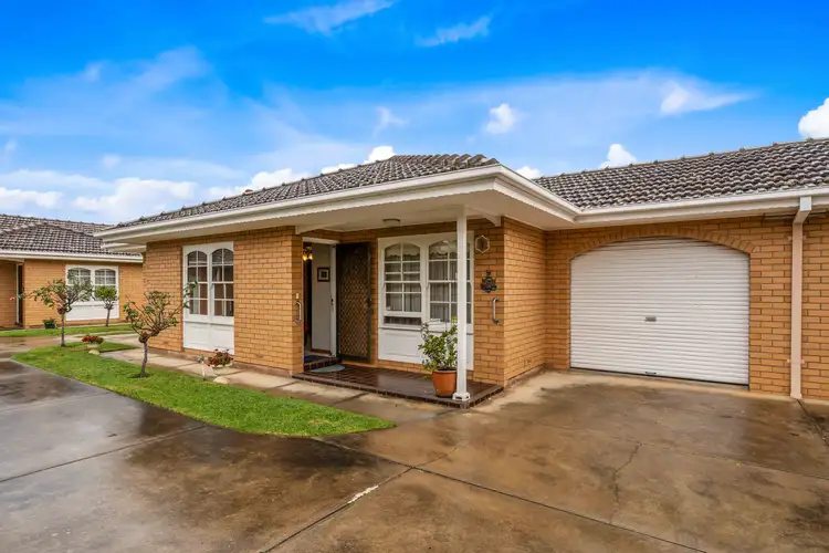 2/139 Dunrobin Road, Warradale SA 5046