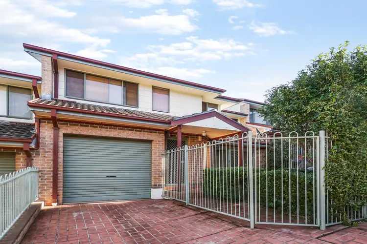 2/17-19 Metella Road, Toongabbie NSW 2146