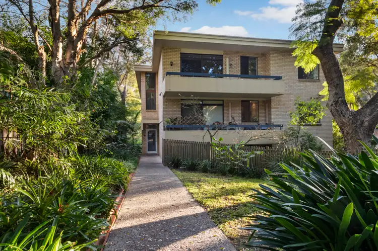 2/36 Morton St