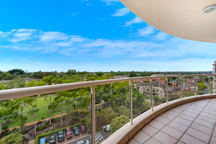 805/6 Wentworth Drive, Liberty Grove NSW 2138