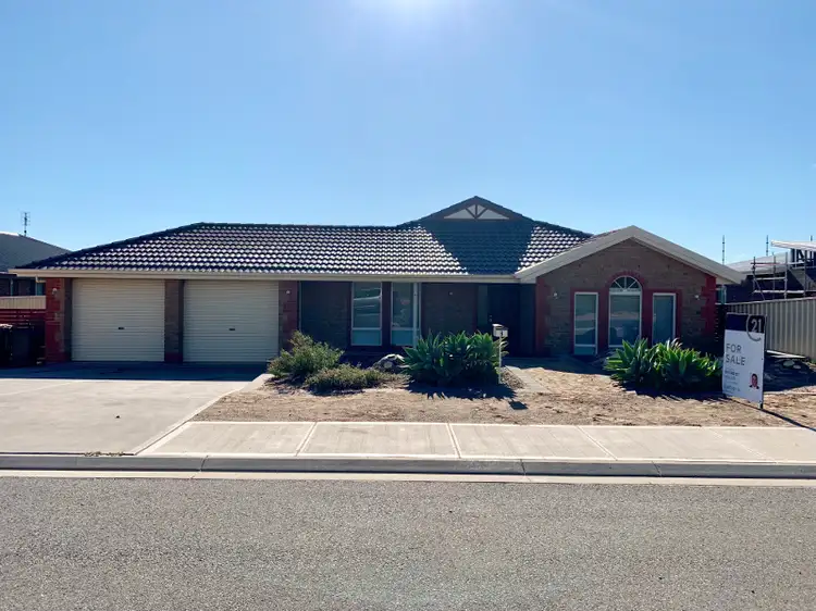 8 Gill Street, Moonta Bay SA 5558