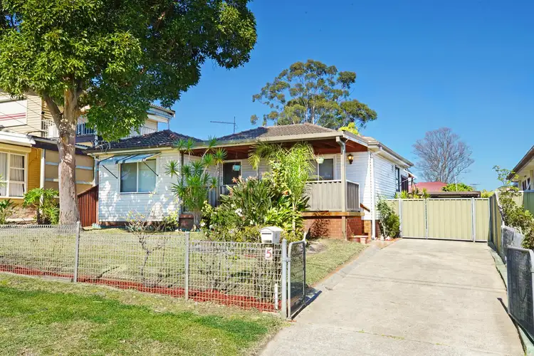 5 Crayford Crescent, Mount Pritchard NSW 2170