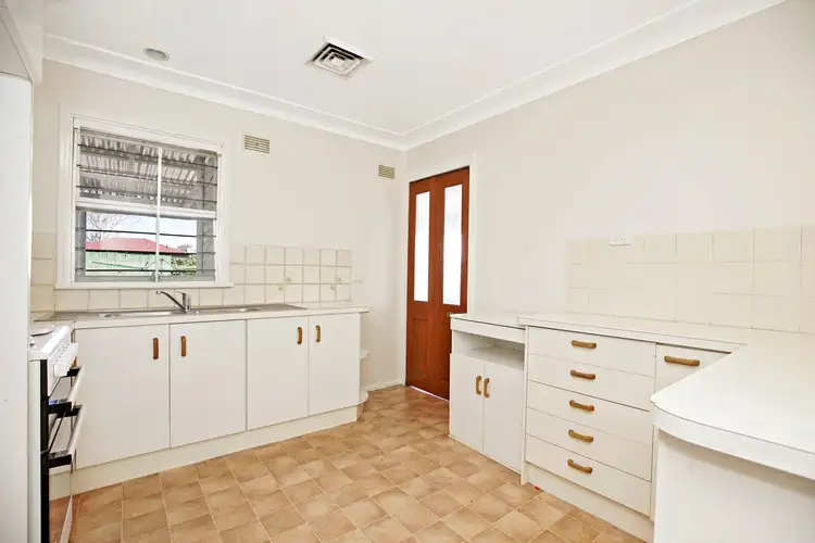 Fifth view of Homely house listing, 5 Crayford Crescent, Mount Pritchard NSW 2170