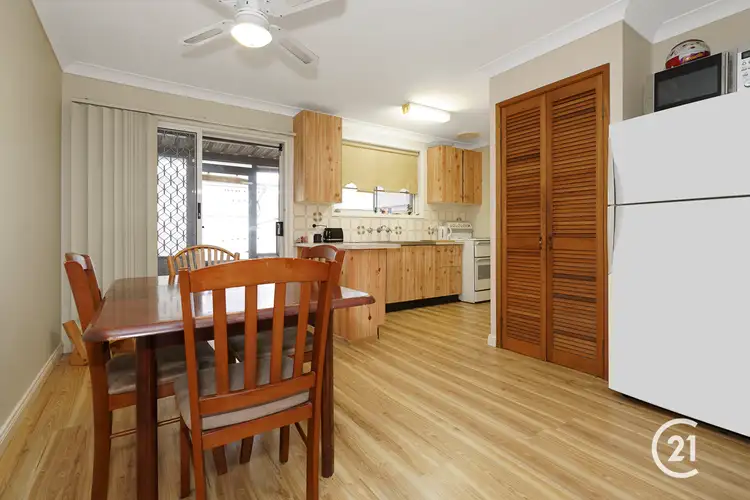 Fifth view of Homely villa listing, 3/11-13 Oaks Avenue, Long Jetty NSW 2261