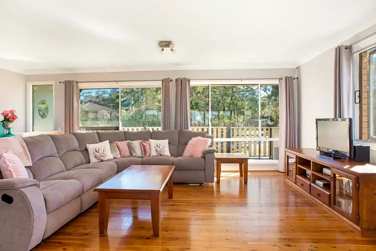 Sixth view of Homely house listing, 8 Highview Avenue, Faulconbridge NSW 2776