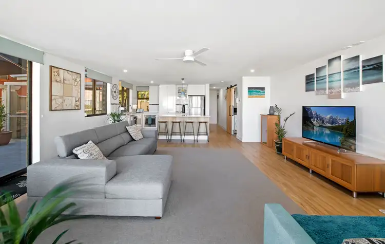 Fourth view of Homely unit listing, 1/25 Moreton Parade, Kings Beach QLD 4551
