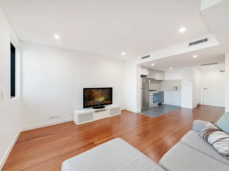 Second view of Homely unit listing, 22/5-9 Waitara Avenue, Waitara NSW 2077