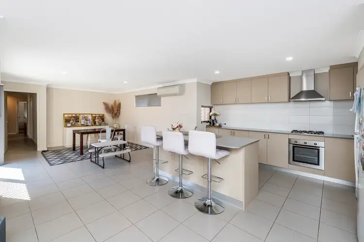 9 Sandals Way, Meadow Springs WA 6210