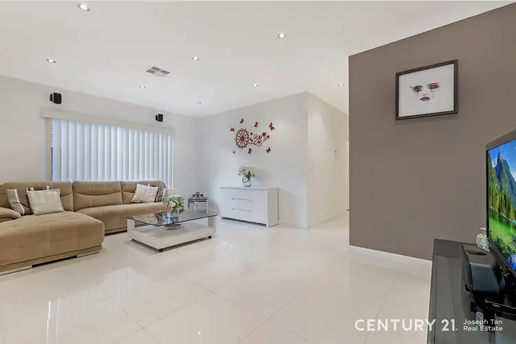 Second view of Homely villa listing, 7/19-21 Casuarina Drive, Cherrybrook NSW 2126