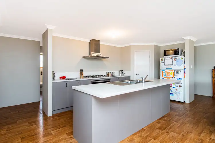 Sixth view of Homely house listing, 165 Braidwood Drive, Australind WA 6233