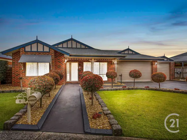 6 Malouf Court, Pakenham VIC 3810