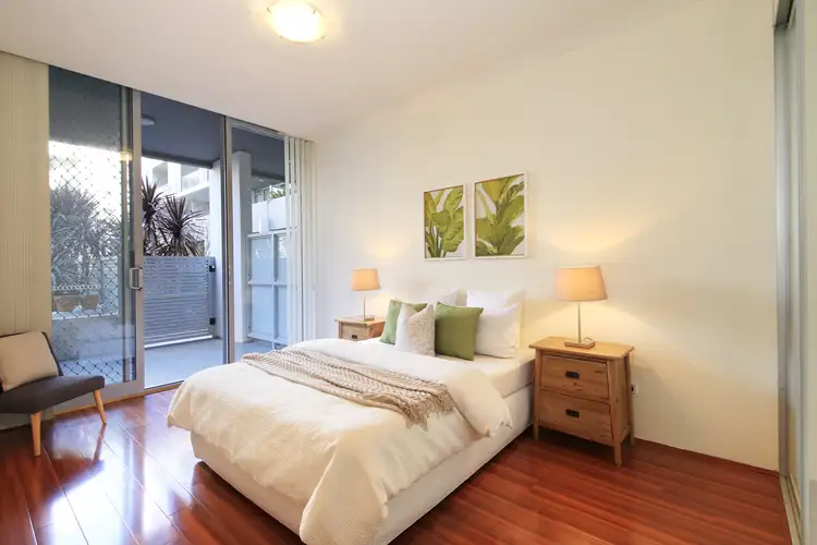Sixth view of Homely apartment listing, 2/6 Bidjigal Road, Arncliffe NSW 2205