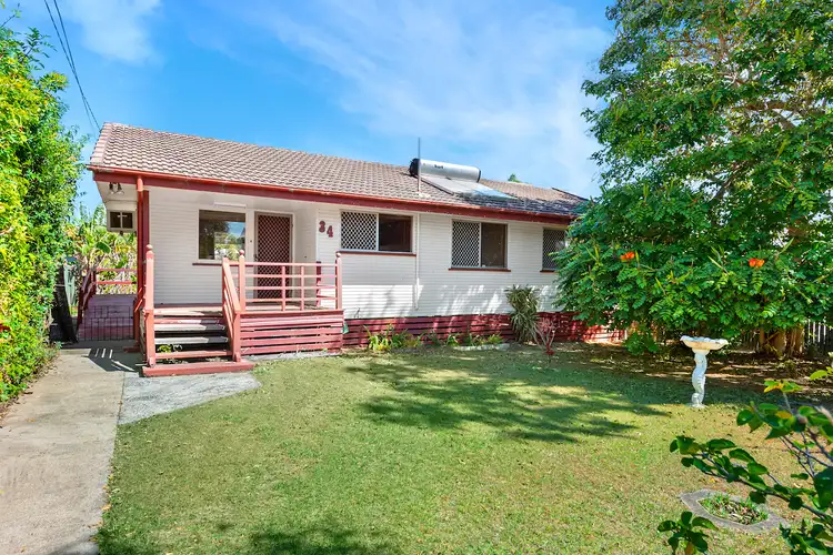 34 Pownall Crescent, Margate QLD 4019