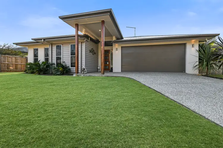 32 Palmerston Crescent, Beerwah QLD 4519