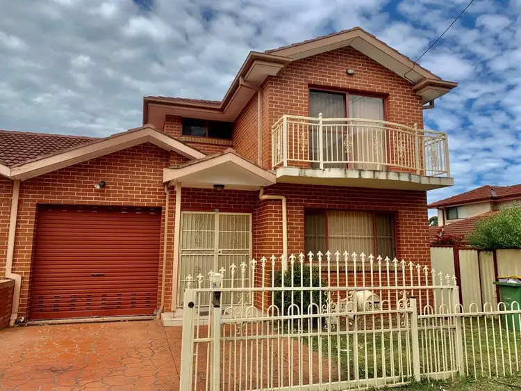 30 Boundary Lane