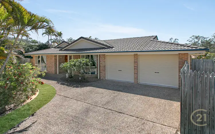 17 Dornoch Crescent, Ferny Grove QLD 4055