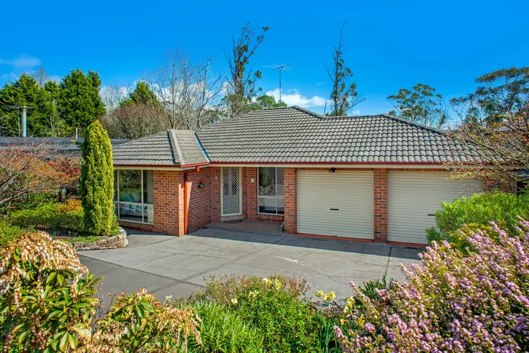 9 Yester Rd, Wentworth Falls NSW 2782