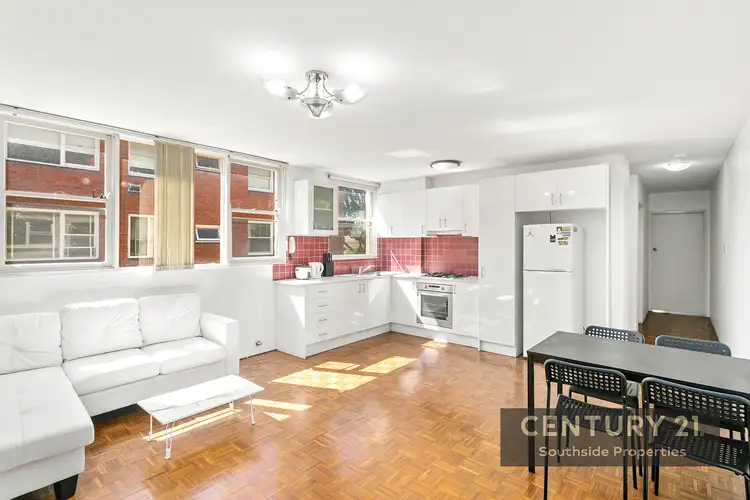 Main view of Homely unit listing, 5/6 Fourth Avenue, Campsie NSW 2194