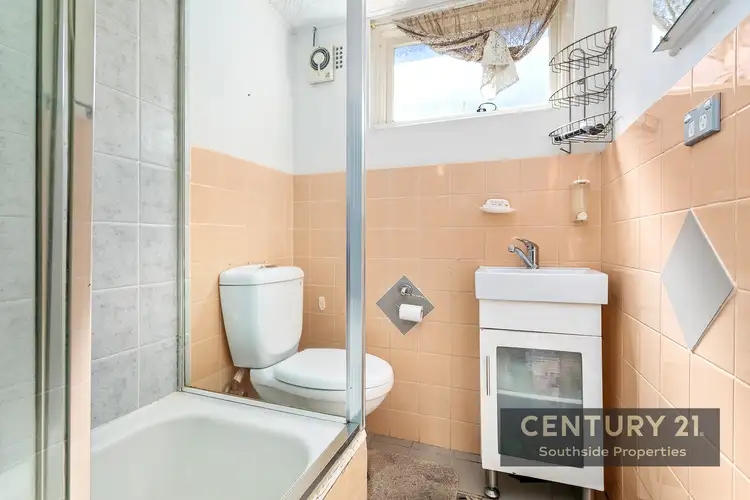 Sixth view of Homely unit listing, 5/6 Fourth Avenue, Campsie NSW 2194