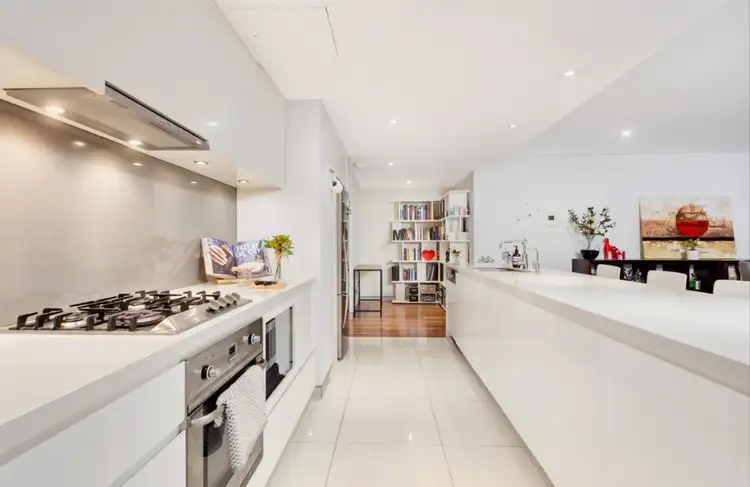 6/45 Chandos Street