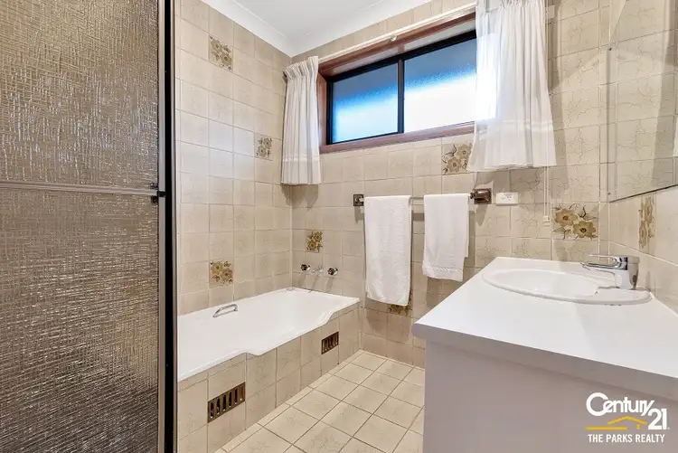 Fifth view of Homely house listing, 9 Stalwart Street, Prairiewood NSW 2176