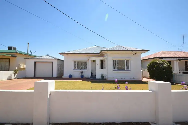 594 Fisher Street, Broken Hill NSW 2880