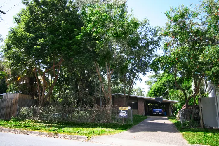 6 Triton Crescent, Port Douglas QLD 4877