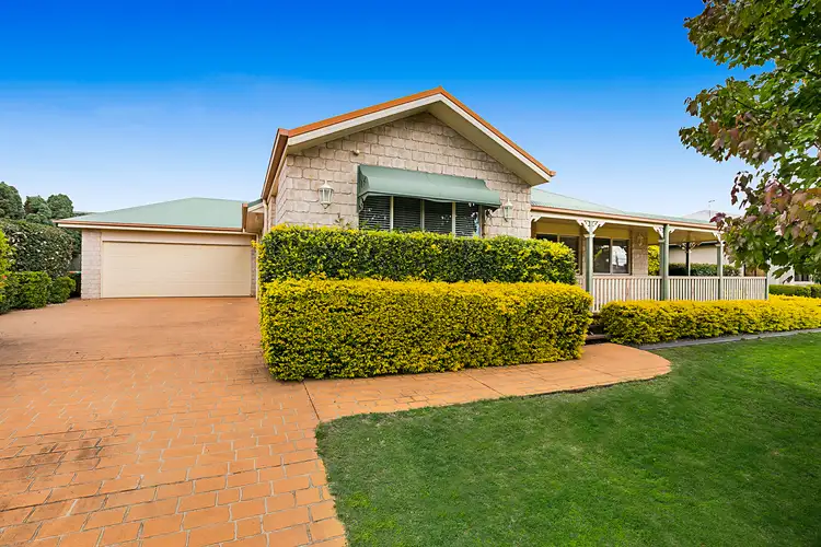 8 St Andrews Court, Middle Ridge QLD 4350