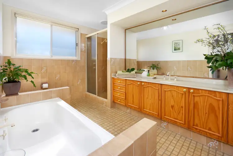 Sixth view of Homely house listing, 1 Lambeth Place, Illawong NSW 2234