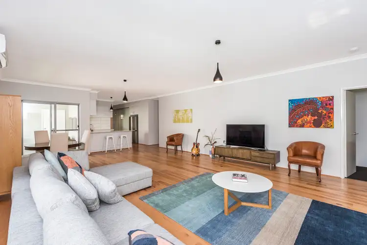 23 Whimbrel Crescent, Coodanup WA 6210