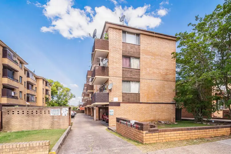 9/31 York Street, Fairfield NSW 2165