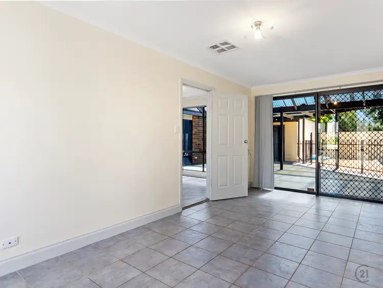 Fifth view of Homely house listing, 3 Best Close, Woodcroft SA 5162