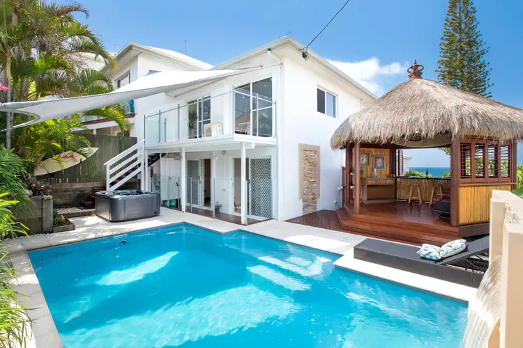 1/6 Sobraon Street, Sunrise Beach QLD 4567