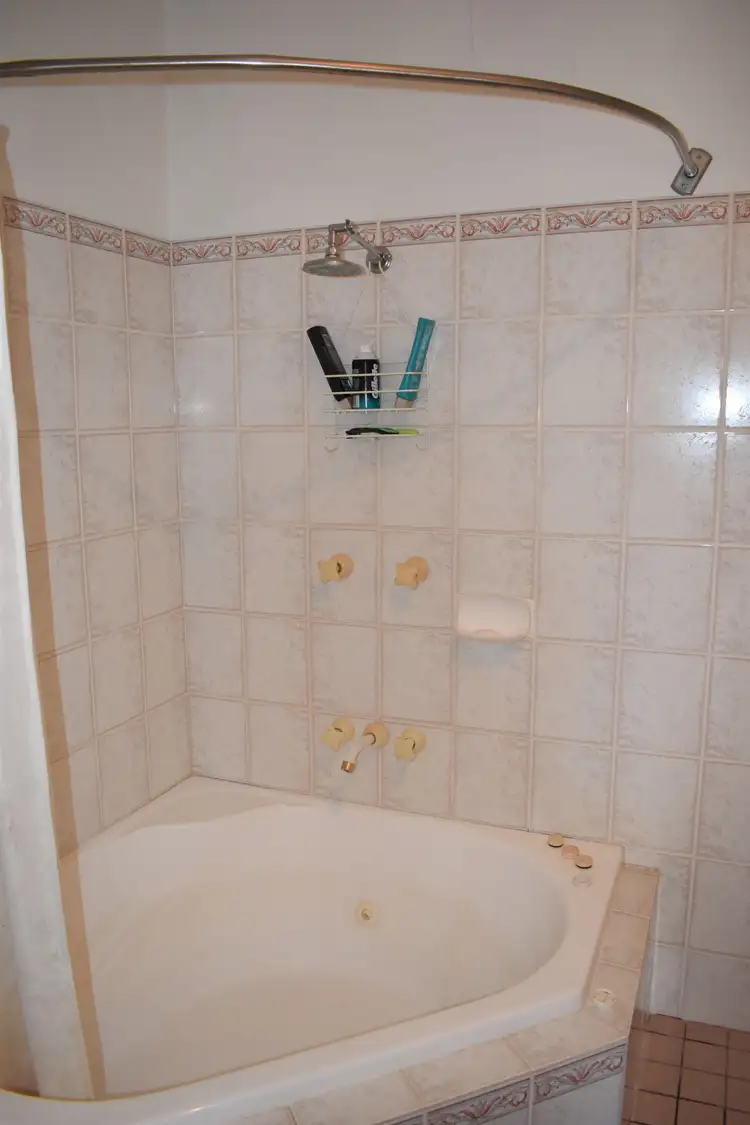 Sixth view of Homely house listing, 24 Waratah St, Parkes NSW 2870