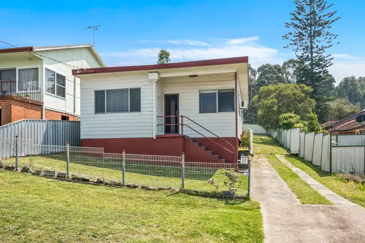 Main view of Homely house listing, 33 Heshbon Street, Gateshead NSW 2290