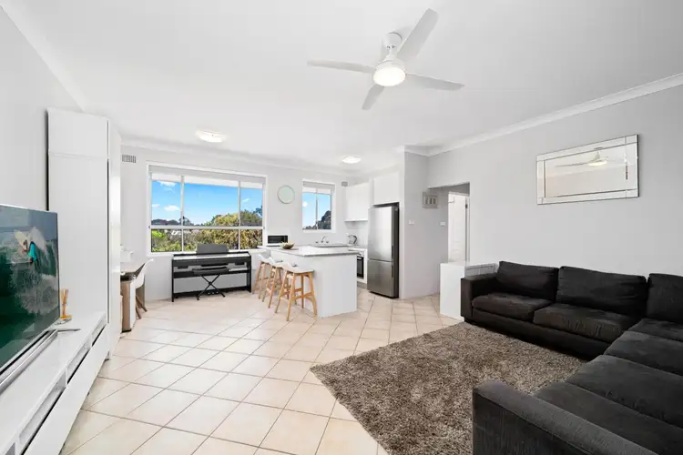 16/229 King Georges Road