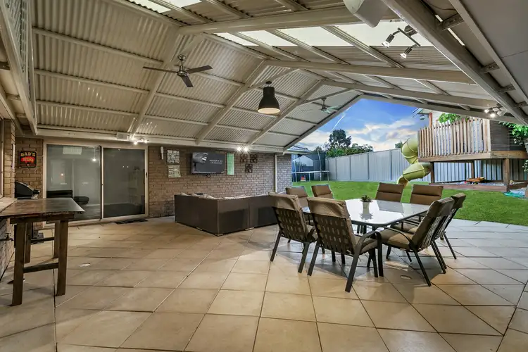 25 Walford Drive, Onkaparinga Hills SA 5163