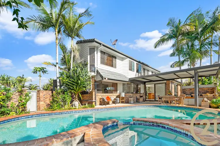 126 Griffith Road, Newport QLD 4020