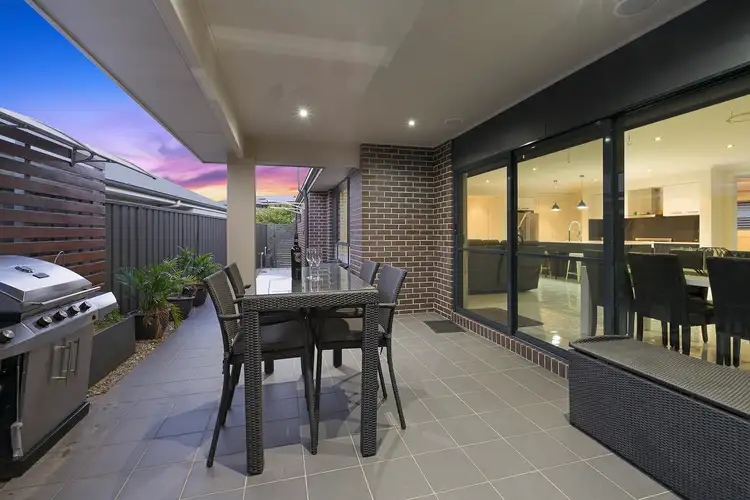 22 Oimara Street, Fern Bay NSW 2295