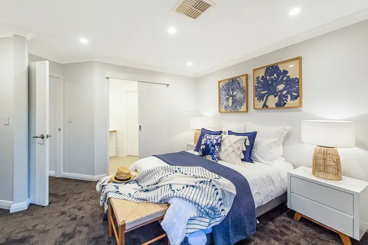 Fifth view of Homely house listing, 1/139 Ormsby Terrace, Silver Sands WA 6210