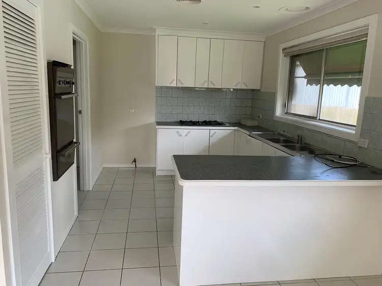 Second view of Homely house listing, 5 Lea Road, Mulgrave VIC 3170