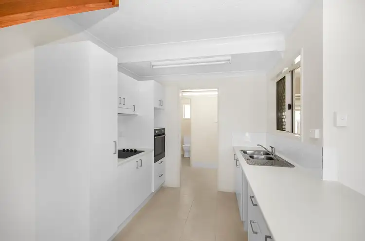 Third view of Homely townhouse listing, 6/37 Lindsay Street, Rosslea QLD 4812
