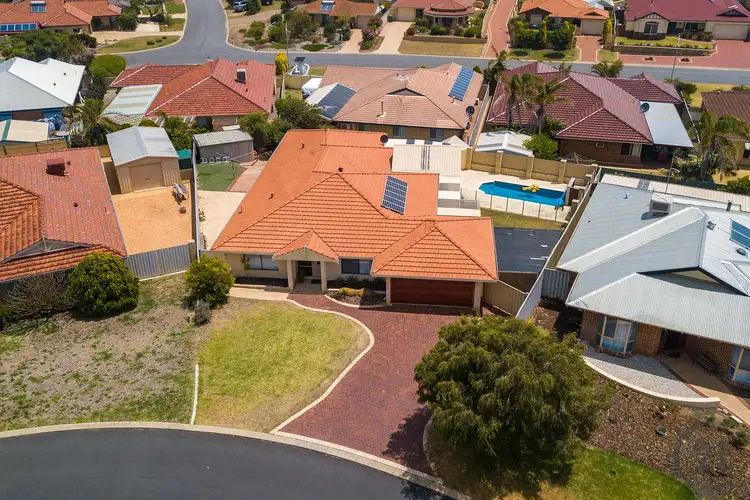 10 Bucentaur Place, Halls Head WA 6210