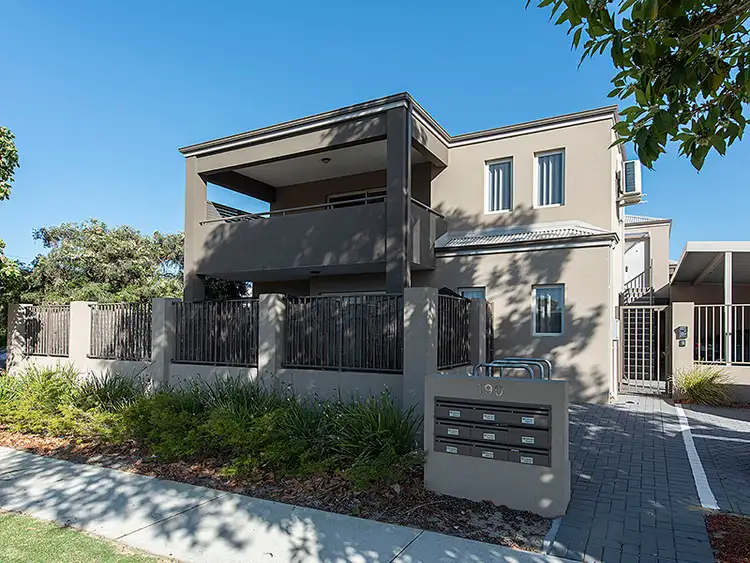 Second view of Homely apartment listing, 5/190 Gabriel Street, Cloverdale WA 6105