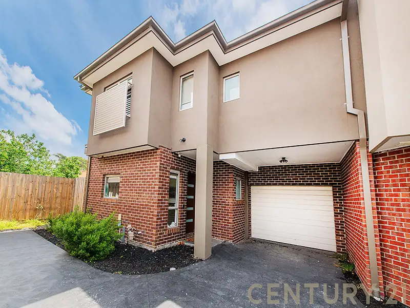 Main view of Homely townhouse listing, 5/8 Aratula Street, Dandenong VIC 3175