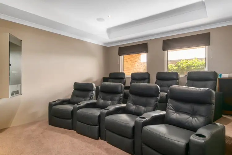 Sixth view of Homely house listing, 10 Golden Beryl Avenue, Australind WA 6233