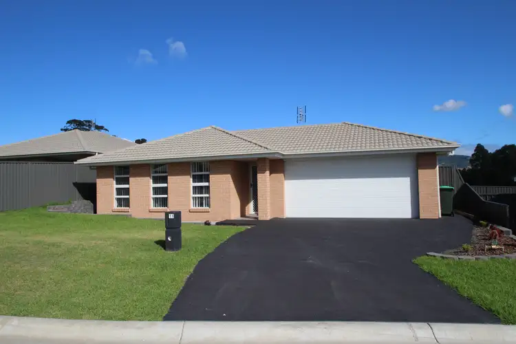 2 Wollombi Road, Cessnock NSW 2325