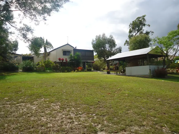 80 Bayside Road, Cooloola Cove QLD 4580